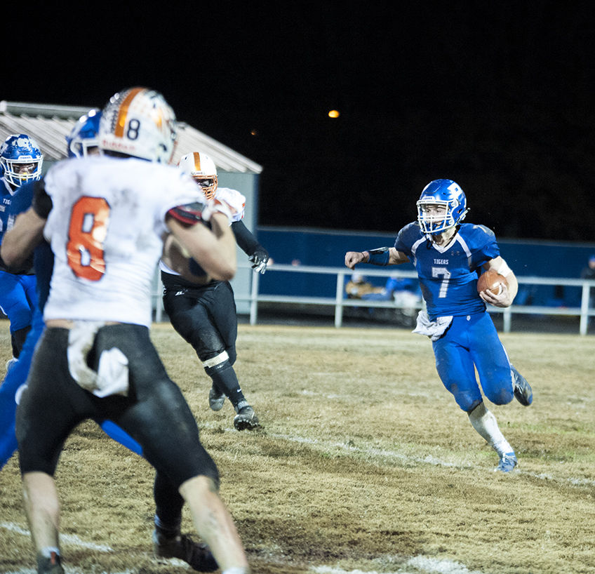 Paintsville holds on for 36-34 win over Williamsburg